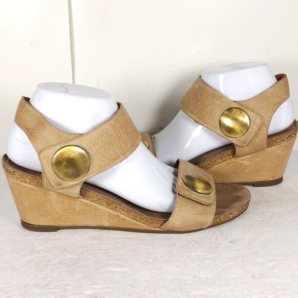Taos Women’s Carousel 2 EU41 US 10-10,5 Tan Leather Wedge Strappy Sandal Shoes - Picture 9 of 16